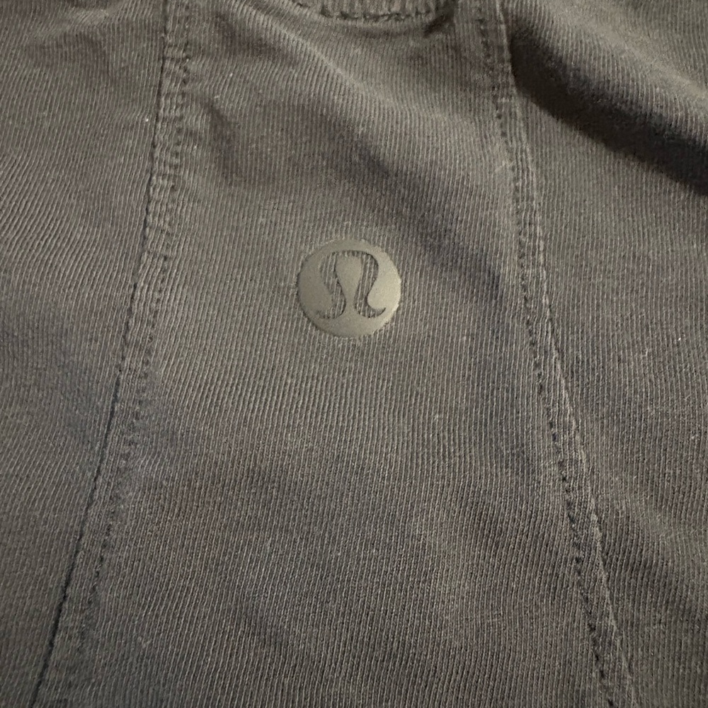 Lululemon 🥰😻🍋Sleeveless Black Tank Top - Picture 4 of 4